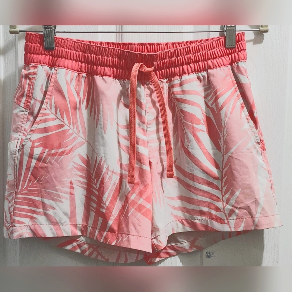 Field & Stream white and coral palm leaves print shorts women's size Small